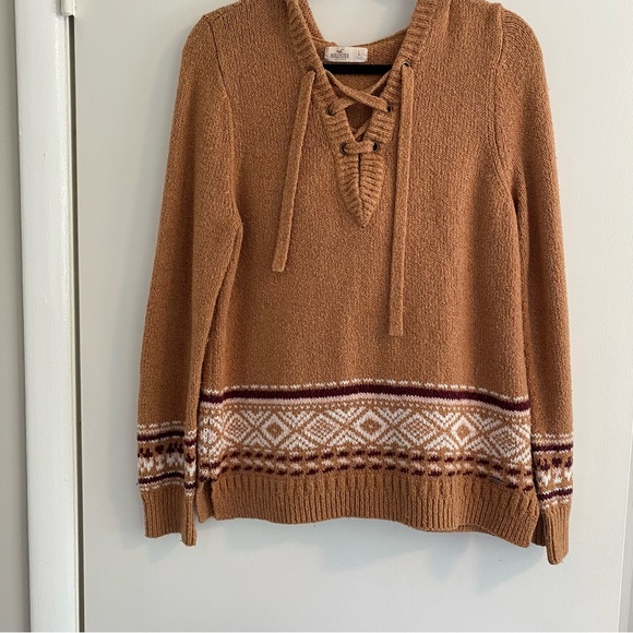 Hollister Sweaters - Knit Hollister Hoodie